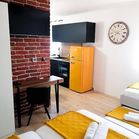 Evita Studio Apartment Karlovac Dış mekan fotoğraf